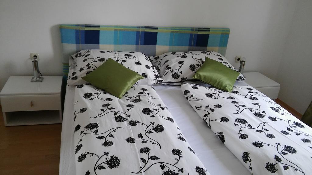 Apartment Лопар Экстерьер фото